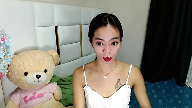 Snapshot of diamondnaked_ chatting on September 20, 5:07 pm diamondnaked online show from September 20, 5:07 pm