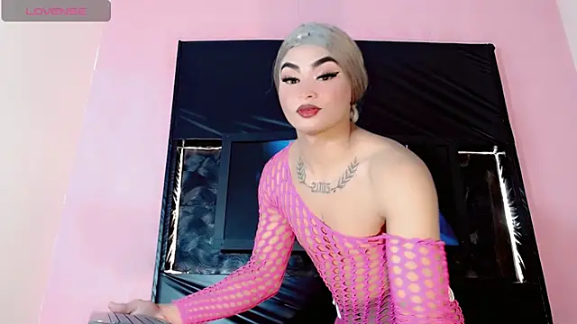 Natasha clifford online show from March 29, 8:10 pm