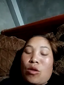 Milan6789 online show from April 21, 1:28 pm