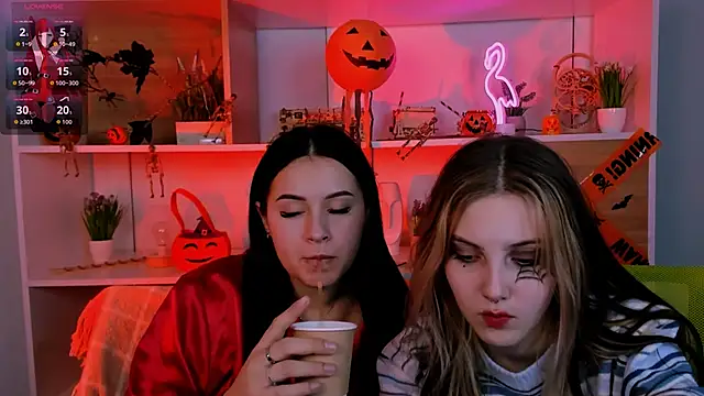 Snapshot of luna_tin chatting on November 3, 12:27 am luna tin online show from November 3, 12:27 am