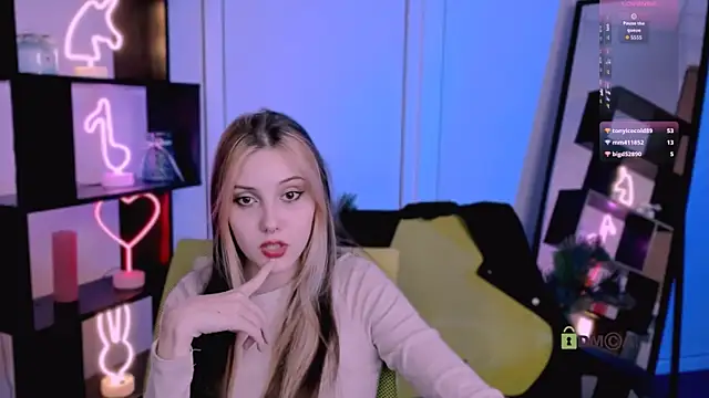 Snapshot of luna_tin chatting on September 27, 1:01 am luna tin online show from September 27, 1:01 am