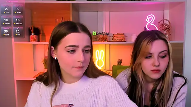 Snapshot of luna_tin chatting on December 2, 9:00 am luna tin online show from December 2, 9:00 am