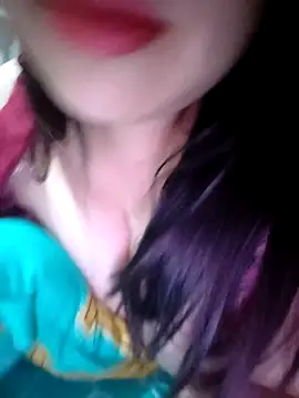 Julyy08 online show from October 28, 2:38 pm