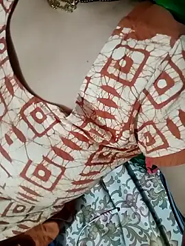 angry couplez online show from February 28, 4:28 pm