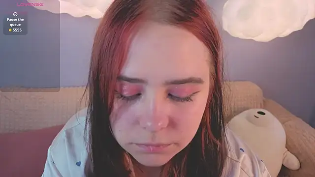Alis Platt online show from June 8, 1:28 am