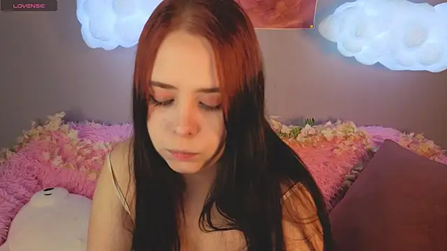 Alis Platt online show from April 18, 1:08 am