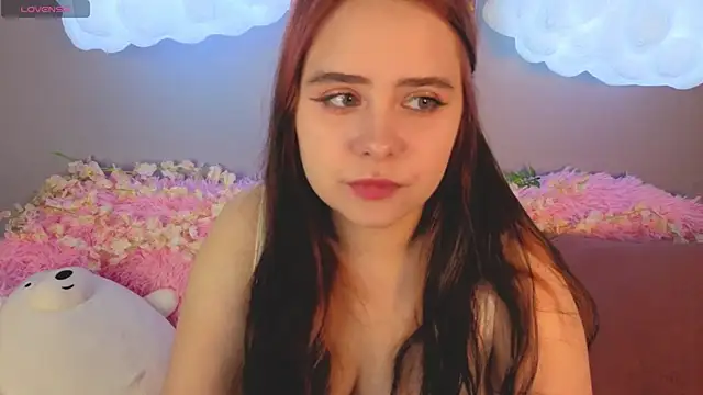 Alis Platt online show from April 22, 1:01 am