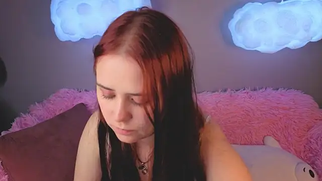 Alis Platt online show from April 6, 4:46 am