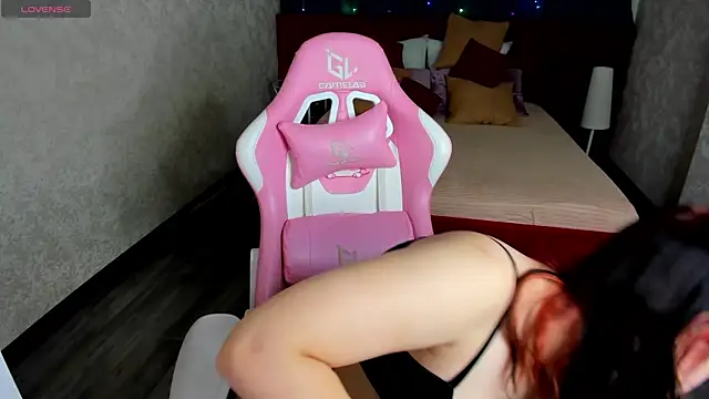 Alis Platt online show from September 29, 1:23 am