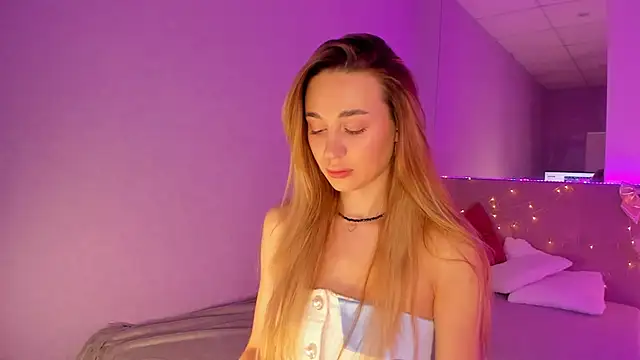 AlexaWilds online show from April 6, 5:30 am