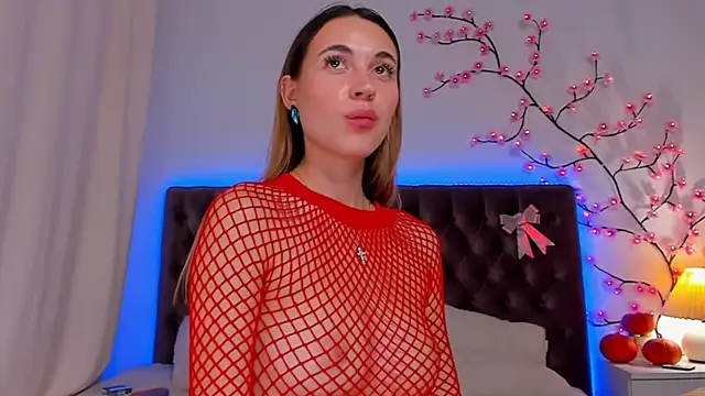 AlexaWilds online show from November 20, 6:41 pm