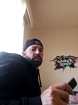 Snapshot of 67874 chatting on February 14, 3:12 pm 67874 online show from February 14, 3:12 pm