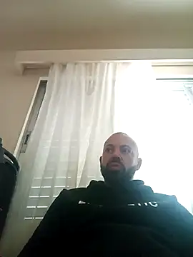 Snapshot of 67874 chatting on March 1, 5:51 am 67874 online show from March 1, 5:51 am