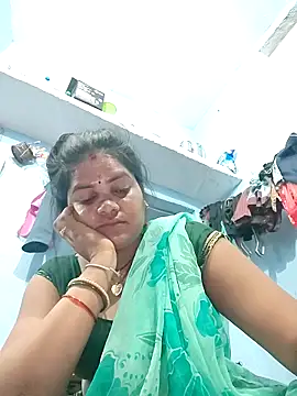 Snapshot of Rashi_cut chatting on September 14, 11:27 pm Rashi cut online show from September 14, 11:27 pm