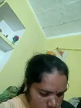 Snapshot of Rashi_cut chatting on September 30, 3:07 pm Rashi cut online show from September 30, 3:07 pm