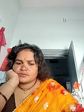 Snapshot of Rashi_cut chatting on September 11, 4:45 am Rashi cut online show from September 11, 4:45 am