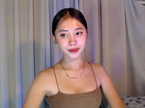 Snapshot of lovely_kiannaHugecock chatting on September 15, 5:52 am lovely kiannaHugecock online show from September 15, 5:52 am