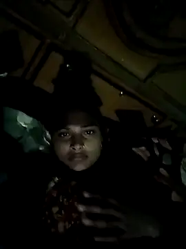 Snapshot of Sapna9685 chatting on October 18, 11:51 pm Sapna9685 online show from October 18, 11:51 pm