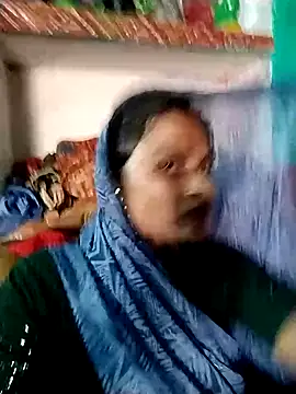 Snapshot of Sapna9685 chatting on September 18, 9:34 am Sapna9685 online show from September 18, 9:34 am