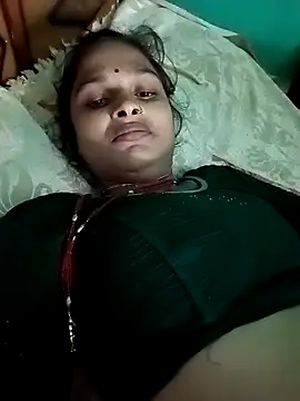 Snapshot of Sapna9685 chatting on November 16, 8:13 pm Sapna9685 online show from November 16, 8:13 pm