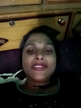 Snapshot of Sapna9685 chatting on November 4, 2:43 pm Sapna9685 online show from November 4, 2:43 pm