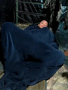 lamejorpene online show from February 27, 7:19 am