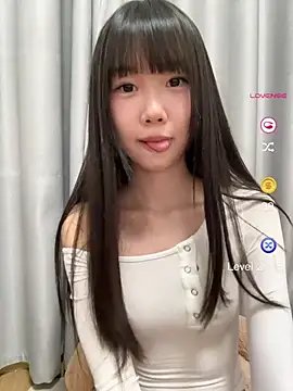 Snapshot of xinyu789 chatting on August 1, 12:36 pm xinyu789 online show from August 1, 12:36 pm