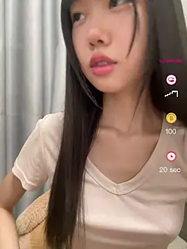 Snapshot of xinyu789 chatting on June 12, 8:01 am xinyu789 online show from June 12, 8:01 am