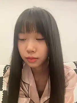Snapshot of xinyu789 chatting on October 9, 12:49 pm xinyu789 online show from October 9, 12:49 pm