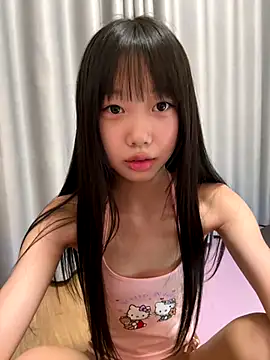 Snapshot of xinyu789 chatting on November 14, 1:37 pm xinyu789 online show from November 14, 1:37 pm