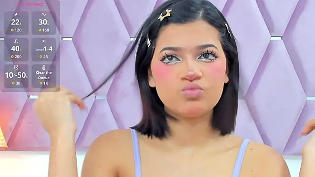 Snapshot of MaskedGirl_ chatting on November 6, 9:13 am MaskedGirl online show from November 6, 9:13 am