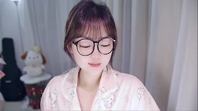 YUANYUAN-A online show from March 25, 12:15 pm