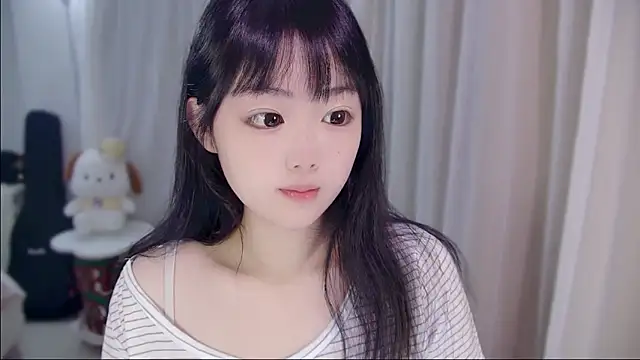 YUANYUAN-A online show from May 2, 12:21 pm