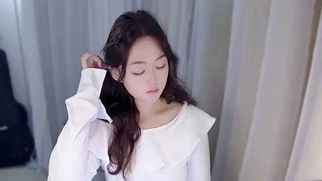 YUANYUAN-A online show from November 11, 9:04 am