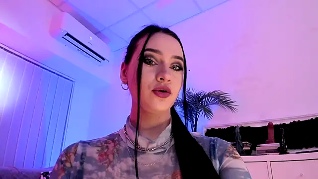 Mary Lori online show from November 7, 7:35 am