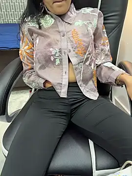 Riya-6969 online show from April 23, 9:05 pm