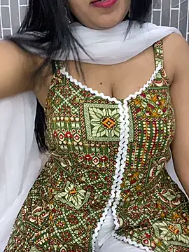 Riya-6969 online show from March 30, 8:43 pm