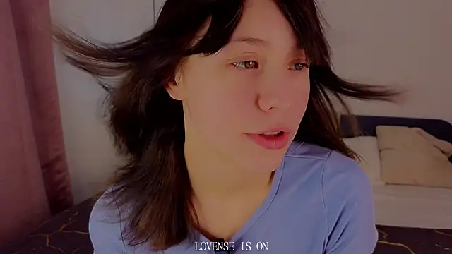 Snapshot of BritniBers chatting on November 26, 1:49 am BritniBers online show from November 26, 1:49 am