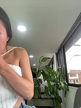 Isabellaa Palacios online show from April 10, 3:41 pm