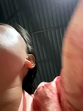 Snapshot of han-cute chatting on October 29, 10:25 am han-cute online show from October 29, 10:25 am