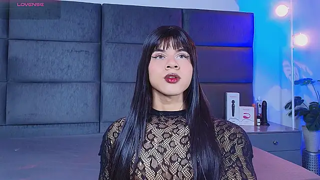 Slenna Moon online show from March 1, 11:05 pm