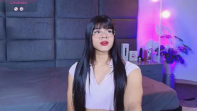 Slenna Moon online show from February 28, 11:37 pm