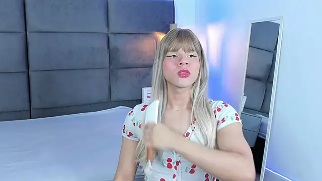 Slenna Moon online show from November 14, 2:59 am