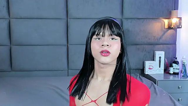 Slenna Moon online show from November 7, 3:11 am