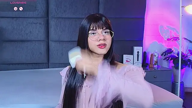 Slenna Moon online show from February 26, 11:38 pm