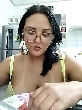 AuroraChest online show from February 8, 11:46 pm