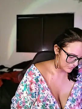 AuroraChest online show from February 19, 1:08 pm