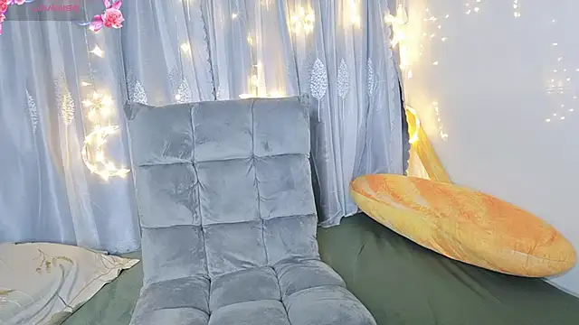 Jade-0906 online show from September 17, 11:18 pm