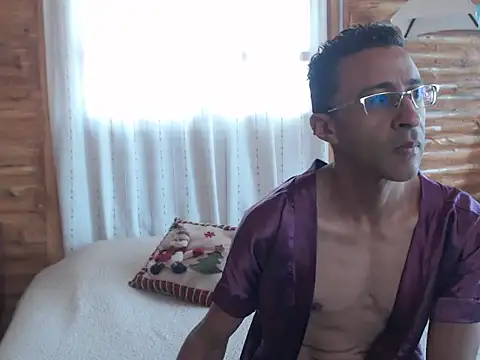 Snapshot of Asher_Bram1 chatting on December 17, 4:12 pm Asher Bram1 online show from December 17, 4:12 pm