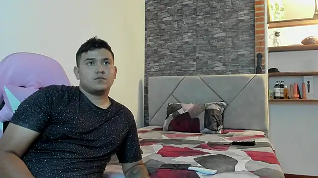 Sexxyy Couple  online show from March 20, 1:50 am